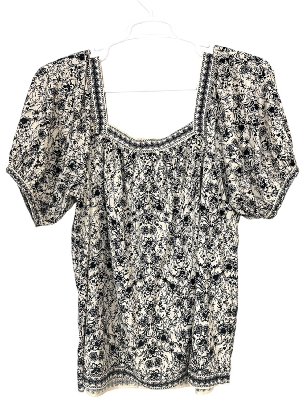 Max Studio Square Neck Puff Sleeve Blouse In Cream And Black - Picture 2 of 5